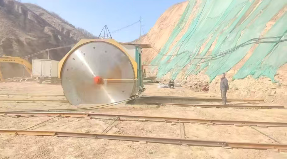 Diamond Multi-Wire Saw Machine: A Compre